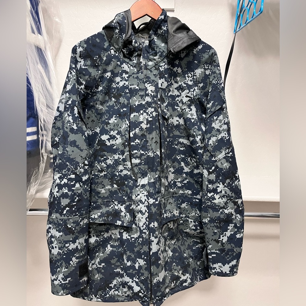 Goretex men’s jacket